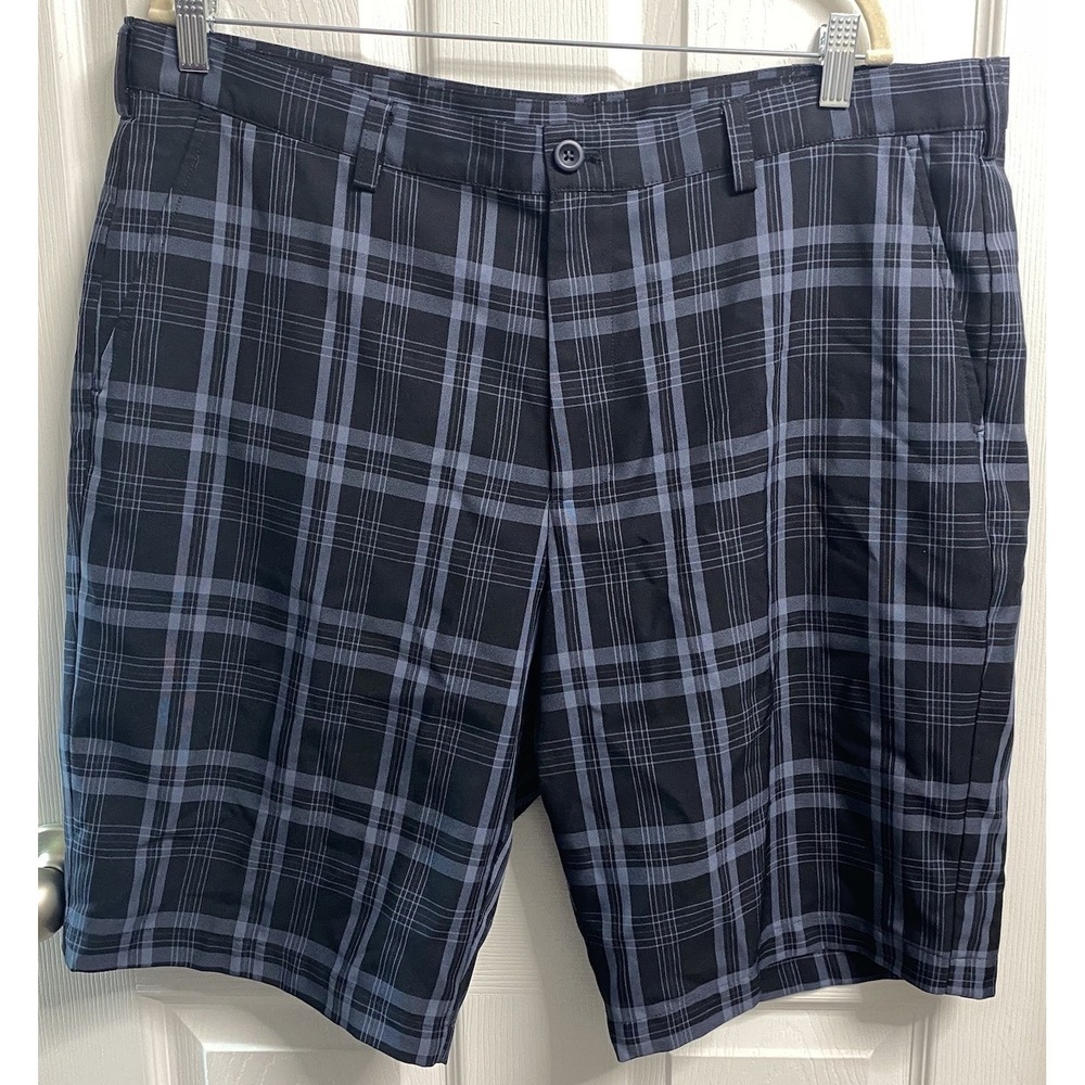 IZOD Men's Chino Classic Golf Dress Shorts Blue Plaid Size 40- Length =22" EUC